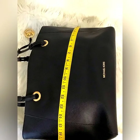 Michael Kors Black Laptop Bag - Picture 5 of 16